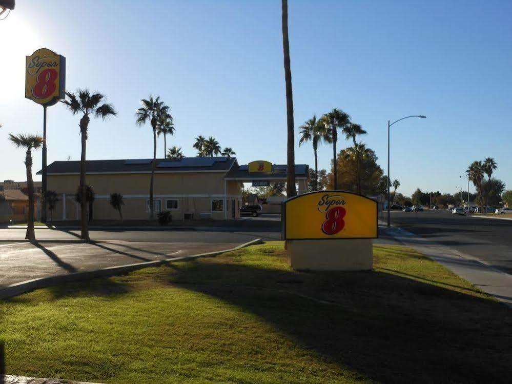 Super 8 By Wyndham El Centro Motel Exterior photo