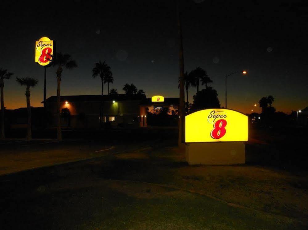 Super 8 By Wyndham El Centro Motel Exterior photo
