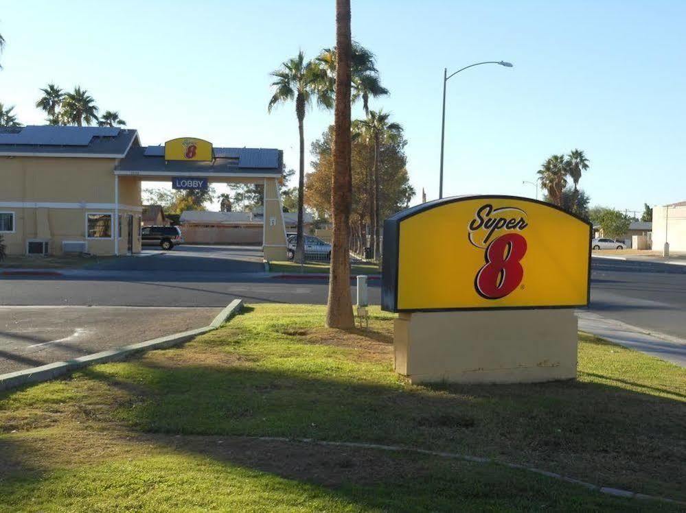 Super 8 By Wyndham El Centro Motel Exterior photo