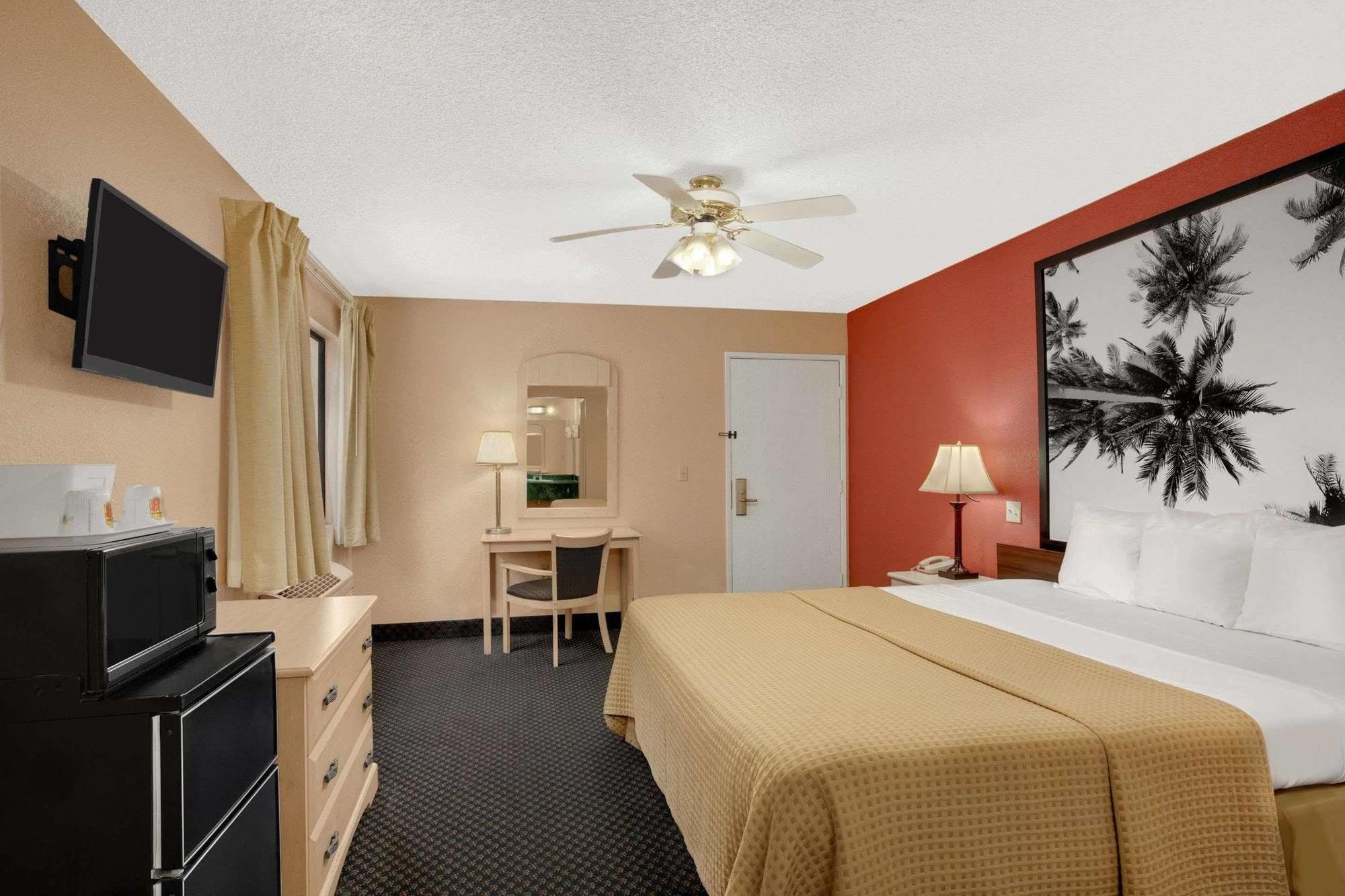 Super 8 By Wyndham El Centro Motel Exterior photo