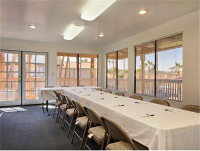 Super 8 By Wyndham El Centro Motel Facilities photo
