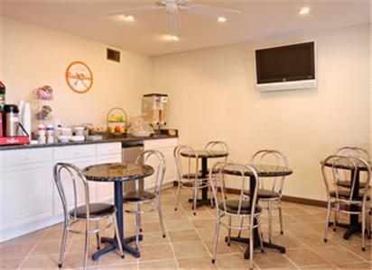 Super 8 By Wyndham El Centro Motel Restaurant photo
